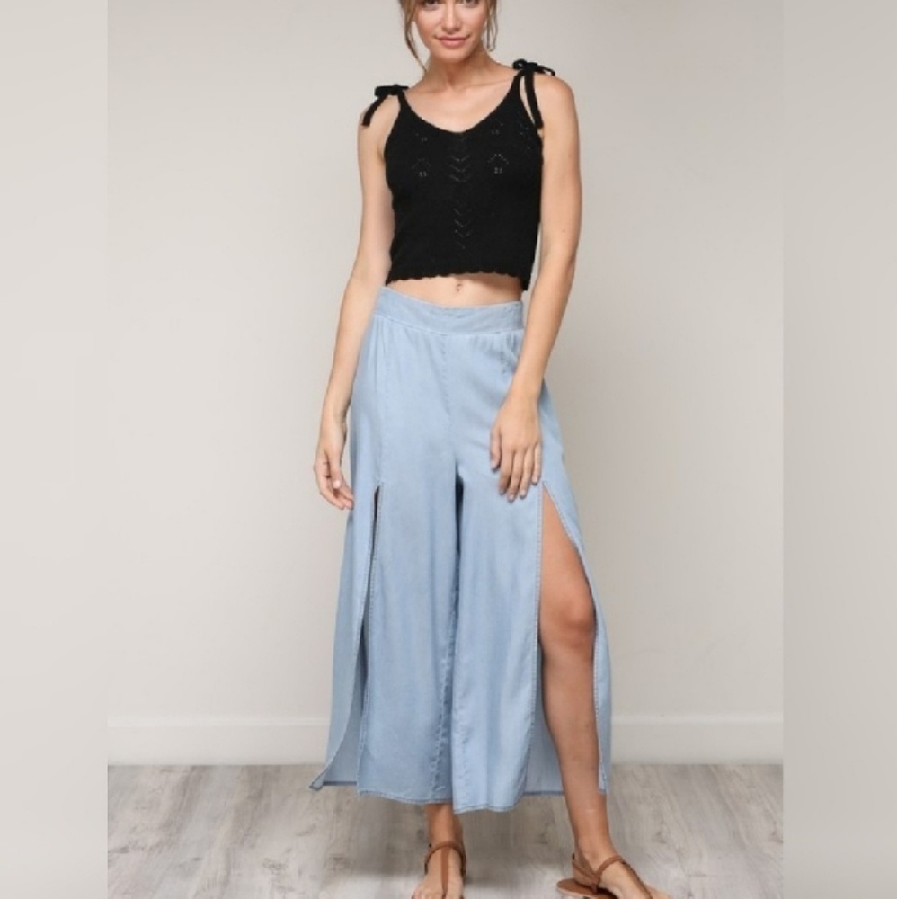 Chambray Wide Leg Crop Pants